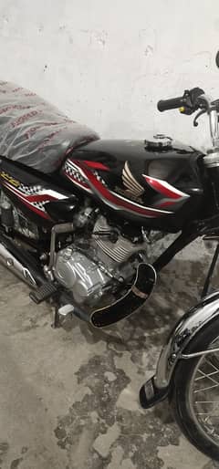 Honda CG 125 2024