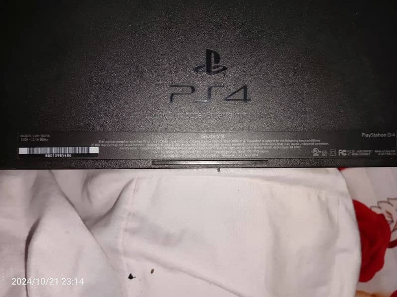 PS4 console for sell 2