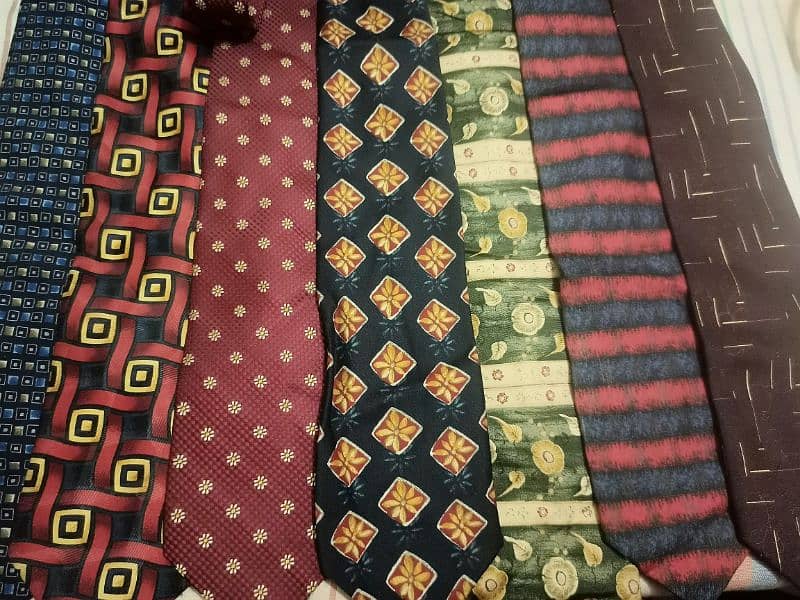 Brand Ties Available in reasonable Price 7