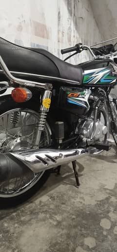 Honda CG 125 2023