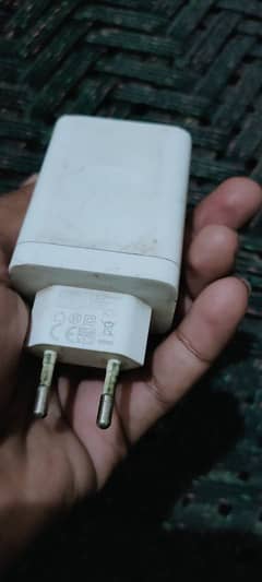 oppo f19 original charger box Wala turbo charge krta ha