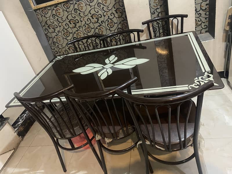 Dinning table with 6 chairs 3