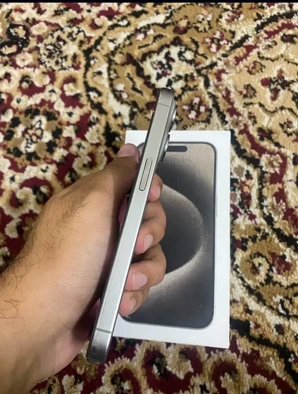 Iphone 15 Pro NON PTA 1