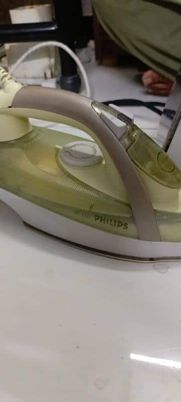 PHILIPS iron 6