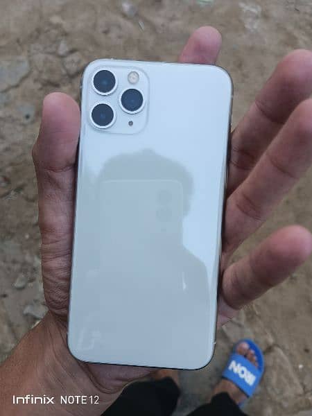 iPhone 11pro non pata with cooling fan 7