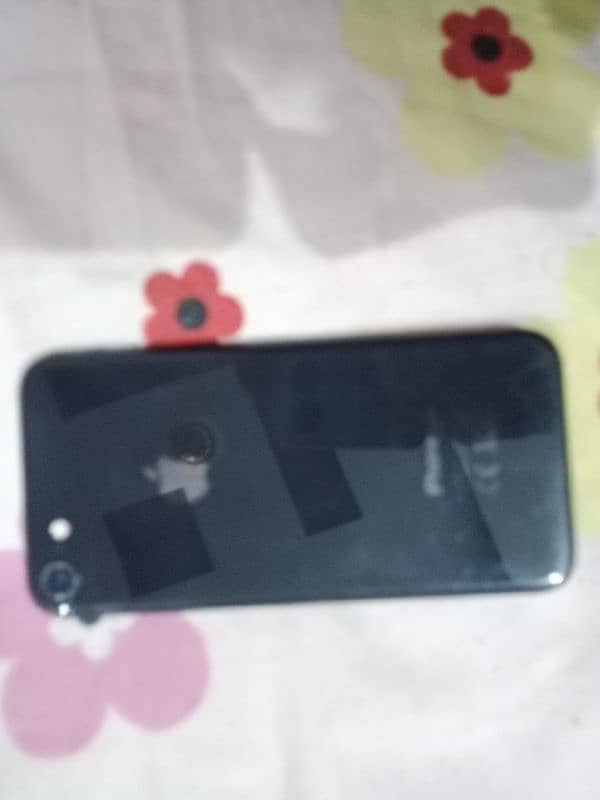 I phone 8s 64 GB condition 10/9 only contact 03143204619 1