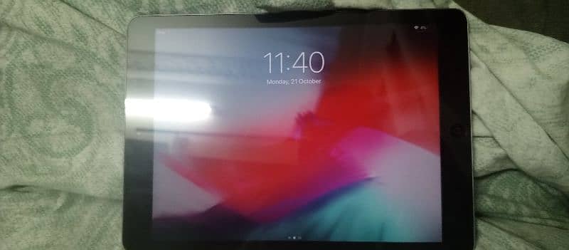 Apple Ipad air Slightly used 0