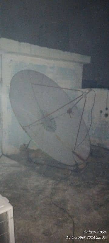 8 feet dish anttena 9000 only 2