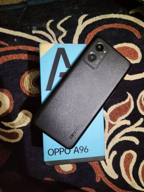 Oppo A96 0