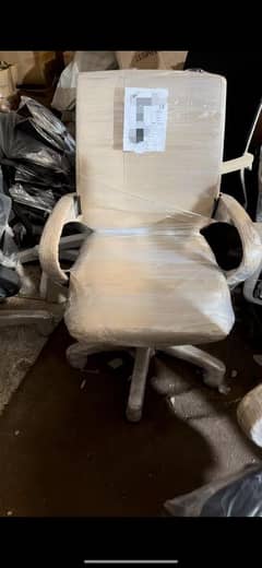 Packing of chairs / Job available 0