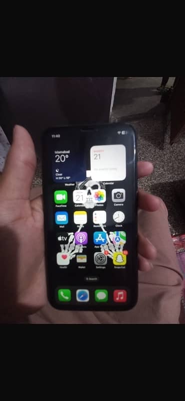 IPhone XR 64gb non pta 38000Rs 2