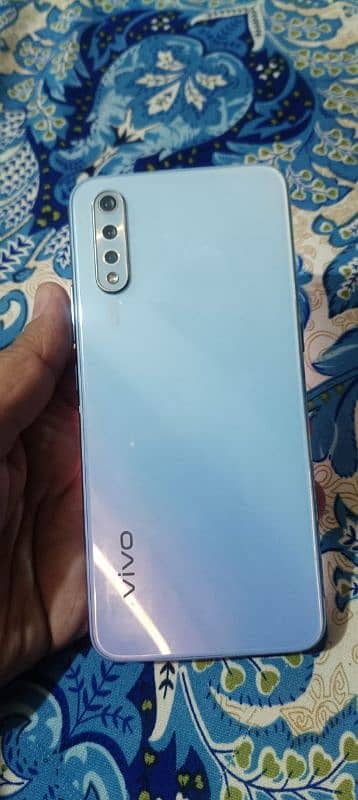 Vivo s1 with complete box orignal charger 0