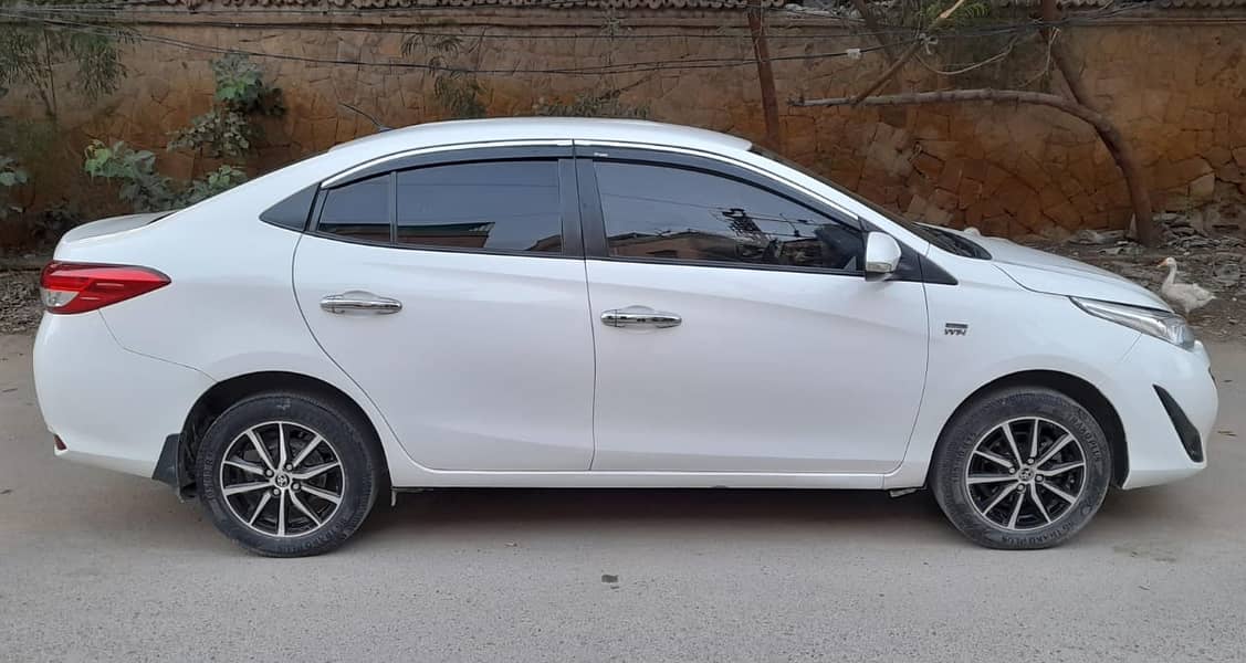 Toyota yaris 2020 ATIV X push start 3