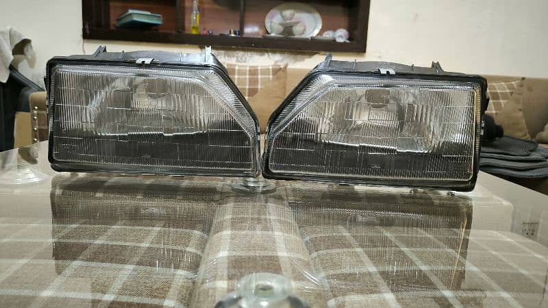 Honda Civic 1984 Japanese Front Headlights Forsale 1