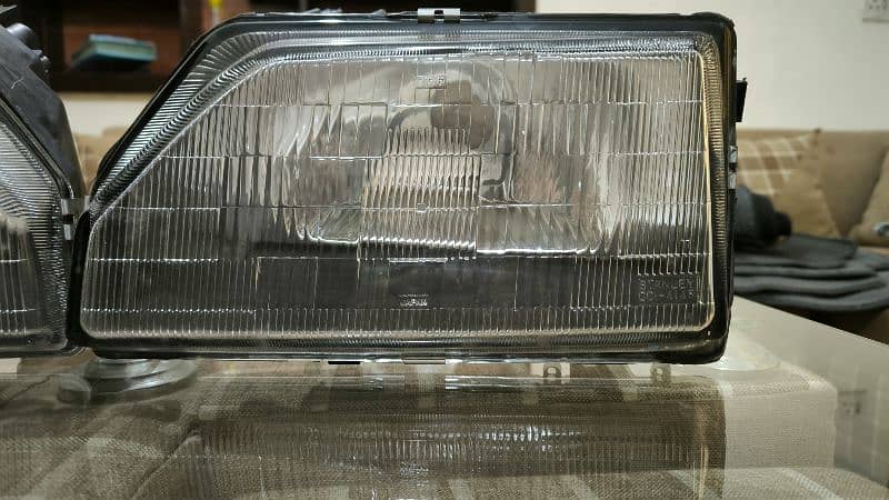 Honda Civic 1984 Japanese Front Headlights Forsale 2