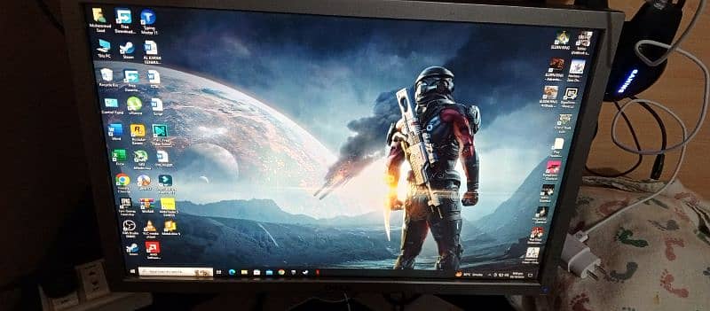 Dell 1650X1050 22 inch 60hz monitor 1