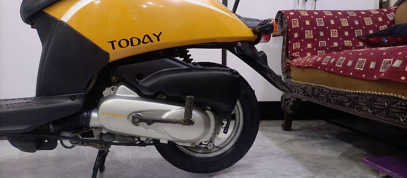 Honda scooty 13