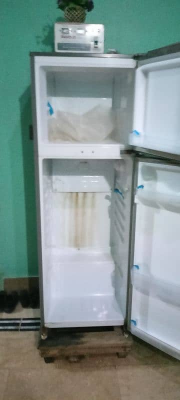 Changhong Ruba Refrigerator 10 Cubic Feet 1