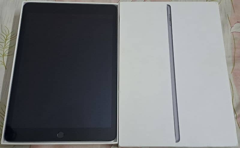 iPad (9th Generation - 64 GB) 3