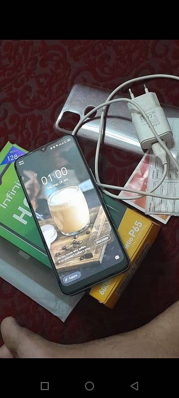 Infinix Hot 10i 4/128 For sale 2