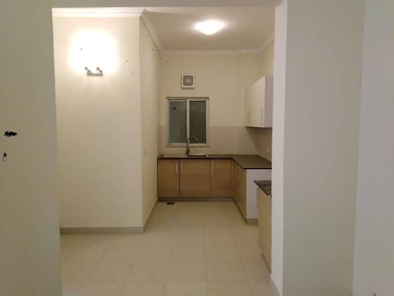 Corner 1st Floor Bahira Apartment Near Masjid And Mart Like Brand New 7