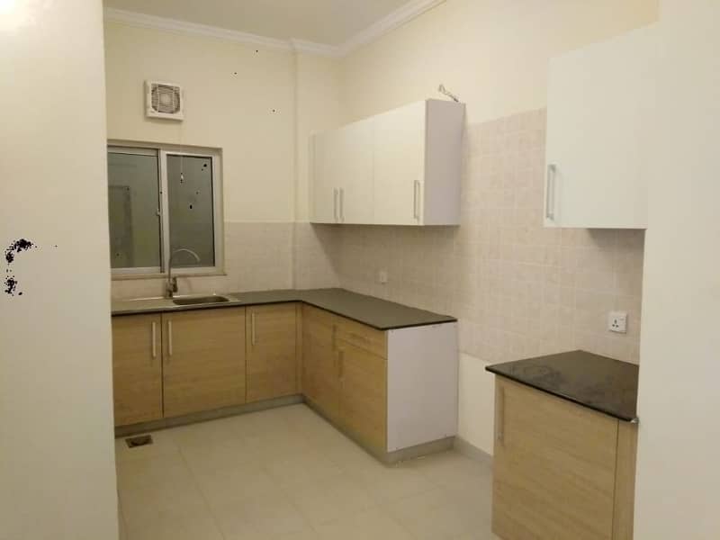 Corner 1st Floor Bahira Apartment Near Masjid And Mart Like Brand New 12