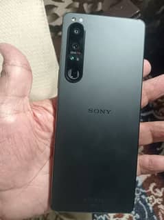 xperia 1 mark4.     non pta  . sim time 4month