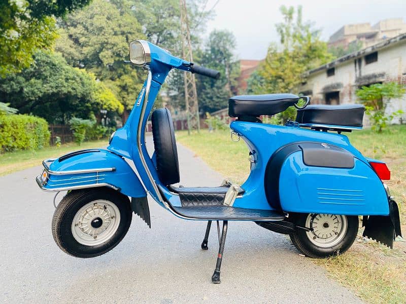 Vespa Super 1977 5