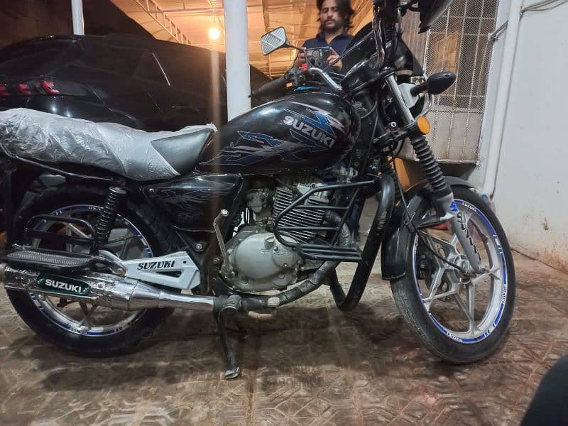 Suzuki GS 150 SE for sell 4