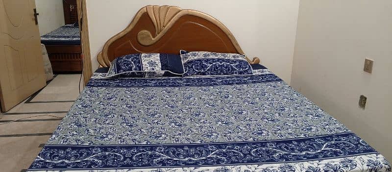 double bed queen size 3