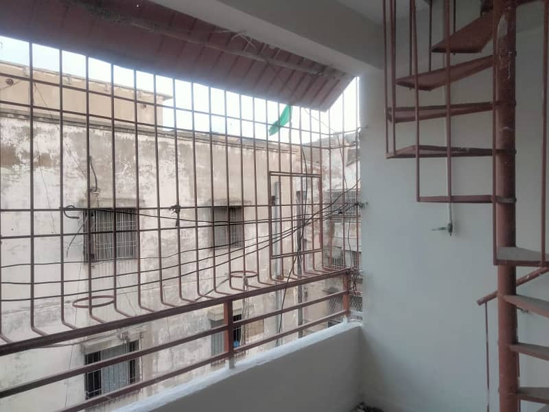 FLAT FOR RENT NOMAN GRAND CITY GULISTAN E JAUHAR BLOCK 17 0331,8381586 5