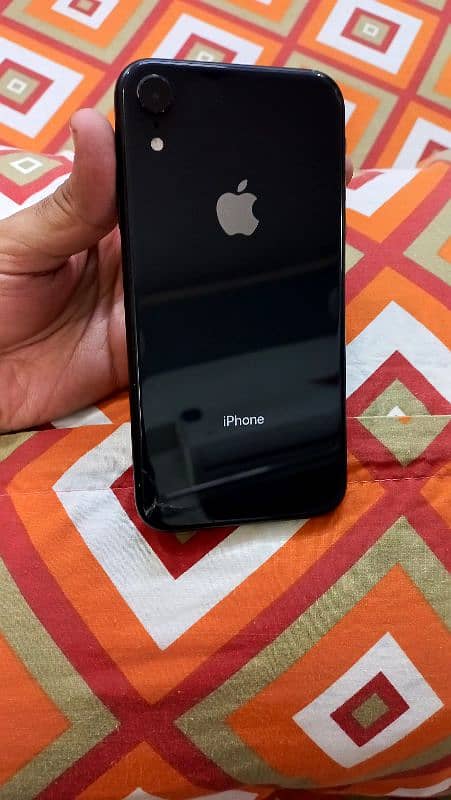 I phone XR 64GB JV Non PTA Battery 83% Only Back Crack 0