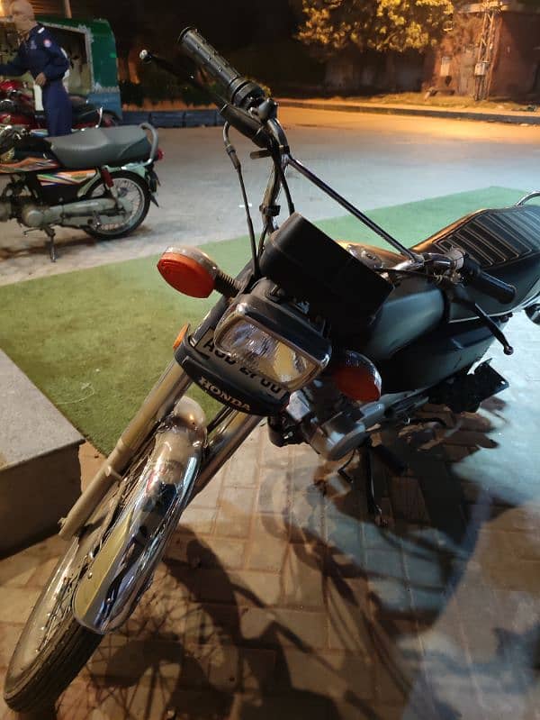 Honda CG 125 2023 Model 3