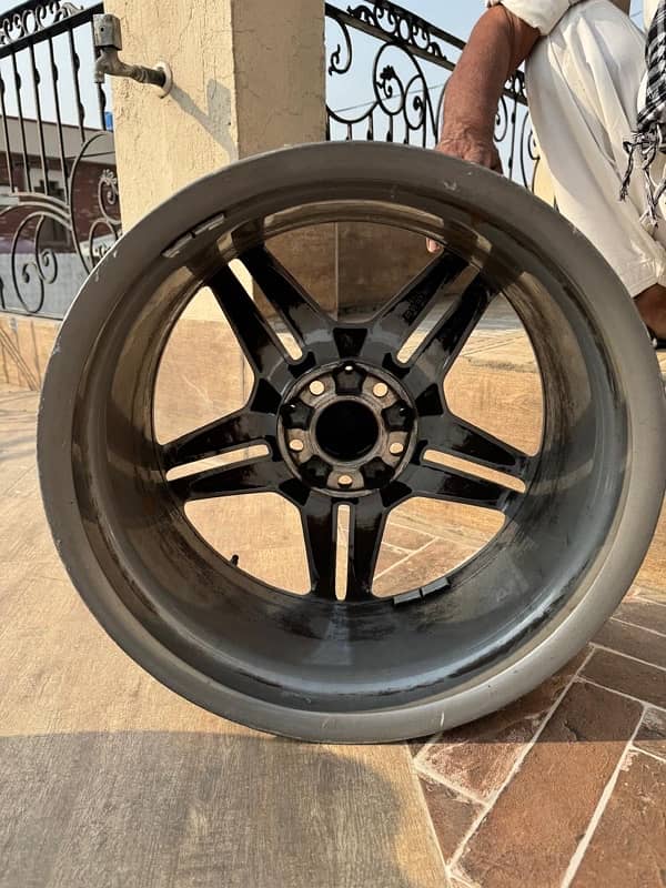 Mercedes  Benz original  rims 1