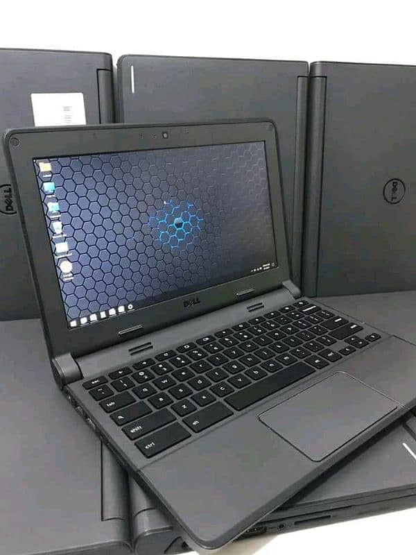 DELL Laptop 3