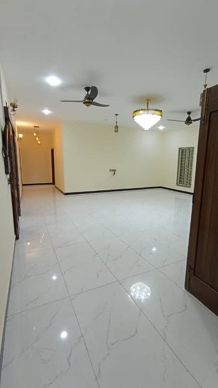 Ground Floor For Rent in G-13 (1 Kinal) 0