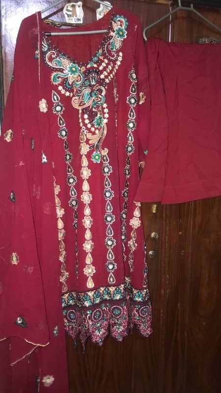 beautiful maroon dress for sale 0