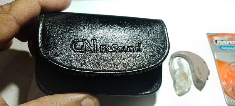 Hearing aid Danalogic 6 ( GN Resound ). 1