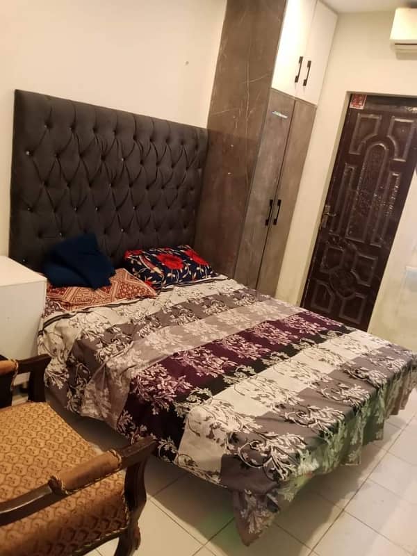 FURNISHED FLATE FOR SALE IN JOHAR TOWN LAHORE 3