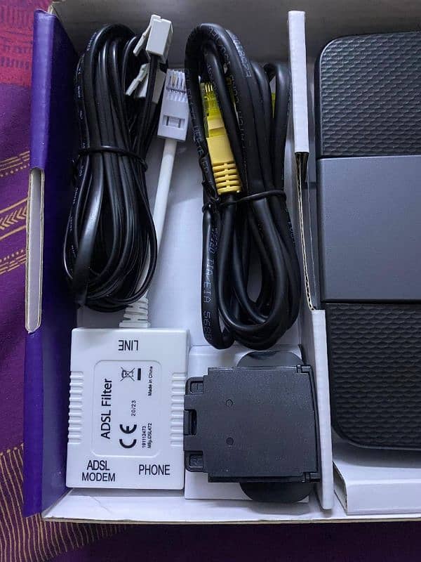 BT Business Hub Broadband router 3