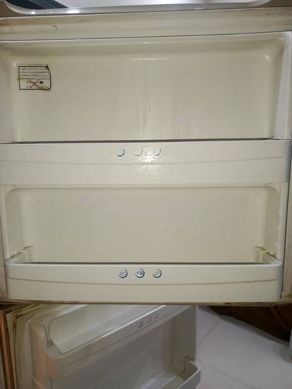 Haier fridge for sale price 35000 5