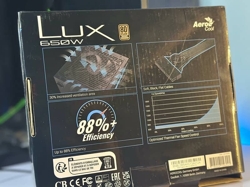 Aerocool lux 650w 80+ bronze Psu power supply 6