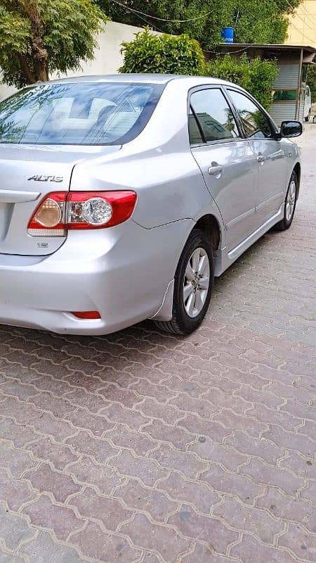 Toyota. Corolla. Altis. 2011.2012 4