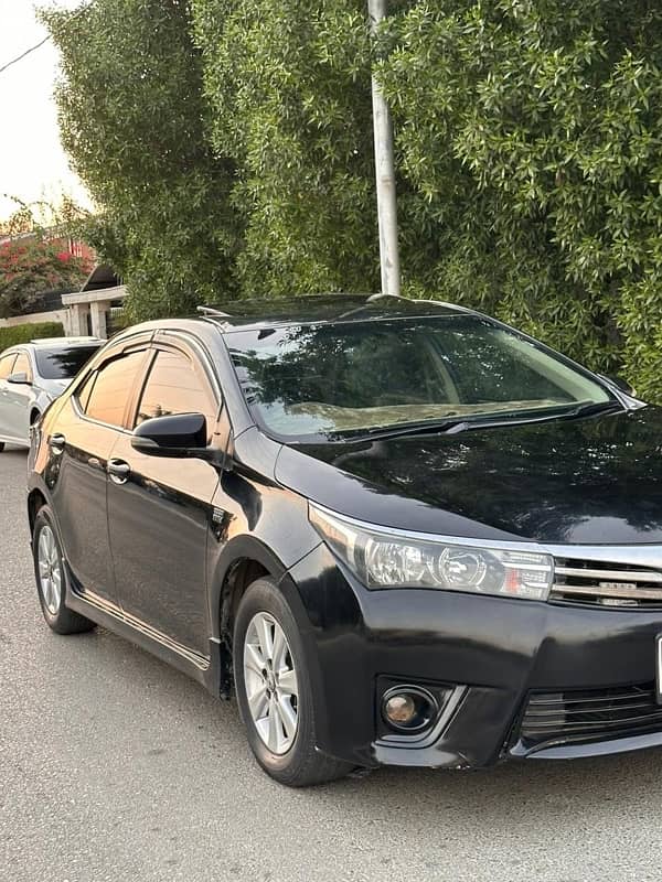 Toyota Altis Grande 2015 3