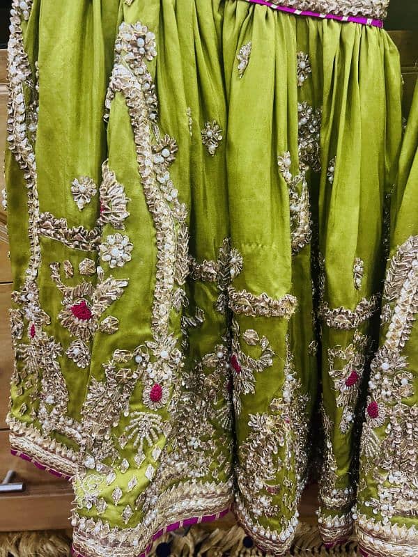 bridal gharara for mehndi 10