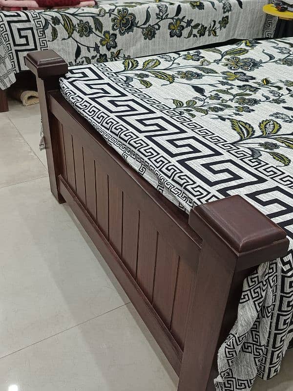 Pure Sheesham(Tali) Wood Made Single Bed 3