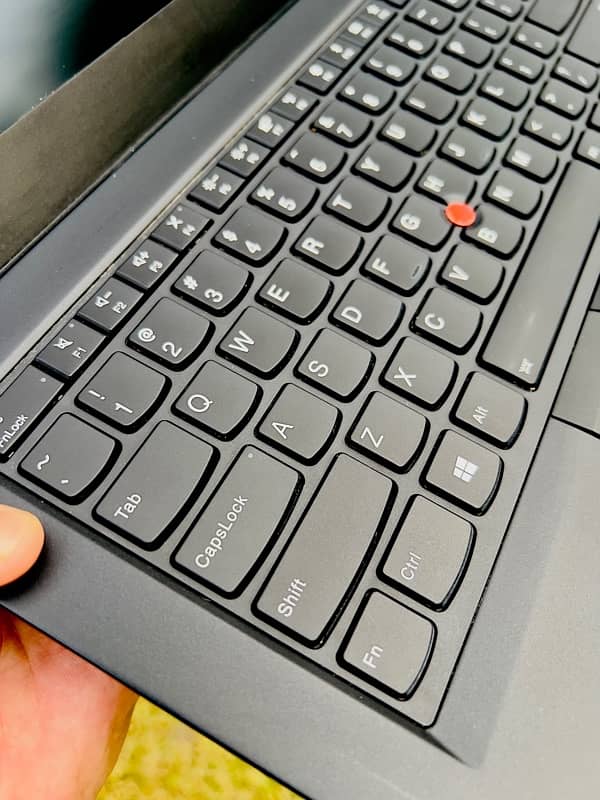 Lenovo Thinkpad T480s 2