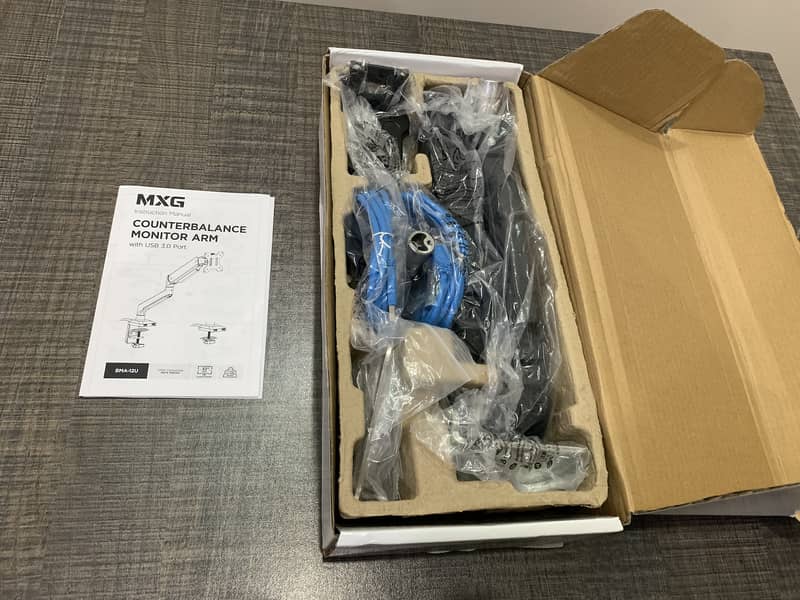 MXG Monitor Arm 8