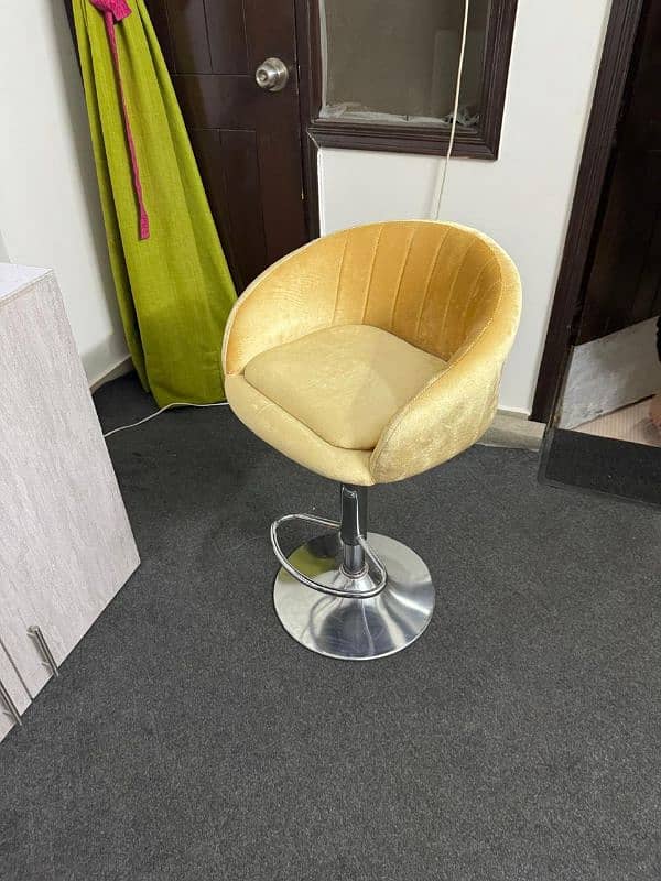 2 bar chair valvet 2