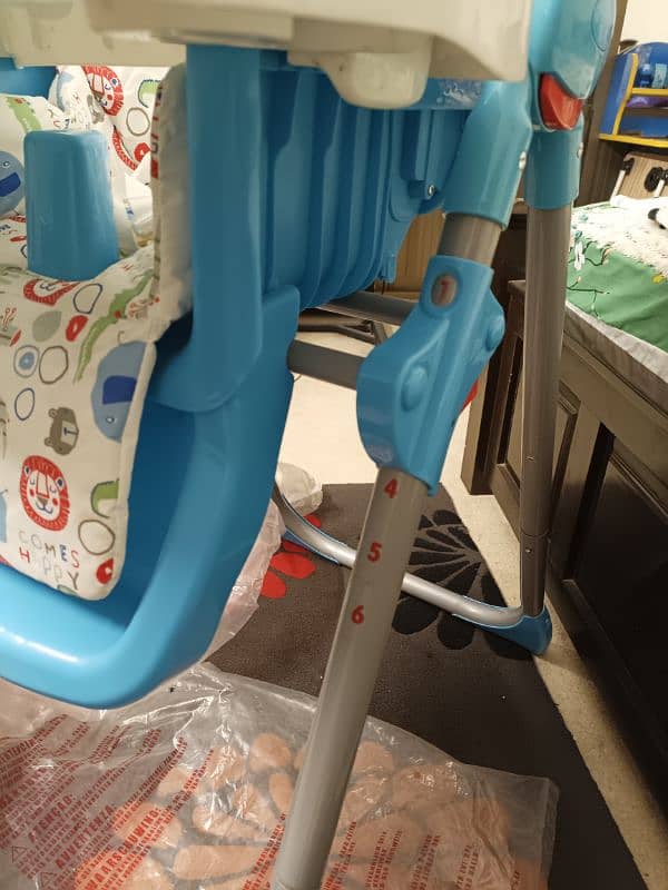 Juniors brand high chair 2